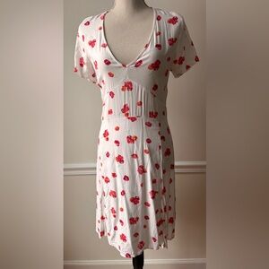GAP White Red Poppy Red & White Floral V Neck Rayon Dress - Size 4